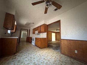 2813  Staffordshire Drive , Carrollton Texas 75007