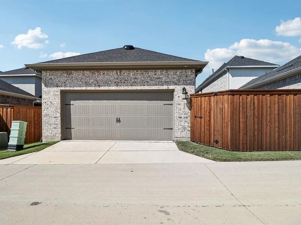 3130  Tiara Drive , Celina Texas 75009
