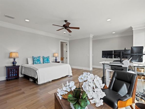 501  Samuels Avenue  620, Fort Worth Texas 76102