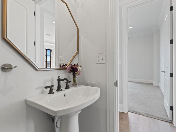 501  Samuels Avenue  620, Fort Worth Texas 76102