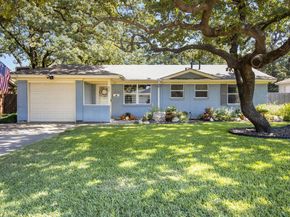 805  Clover Park Drive , Arlington Texas 76013
