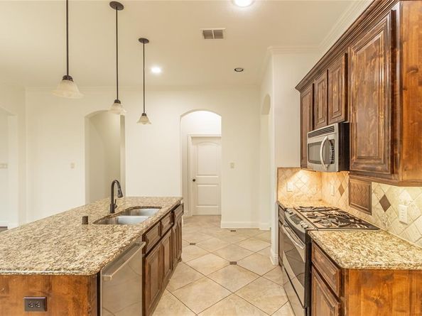 684  Cannon  , Fate Texas 75087