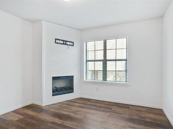 4252  Madera Road , Irving Texas 75038