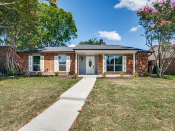 9017  Linda Vista Drive 