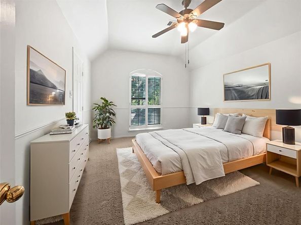 2206  Hunter Place Lane , Arlington Texas 76006