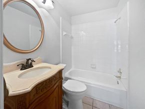 2206  Hunter Place Lane , Arlington Texas 76006
