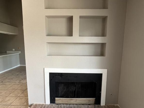 5750  Phoenix Drive  24, Dallas Texas 75231