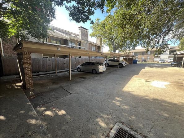 5750  Phoenix Drive  24, Dallas Texas 75231
