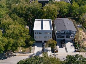 2320-2322  Arroyo Avenue , Dallas Texas 75219