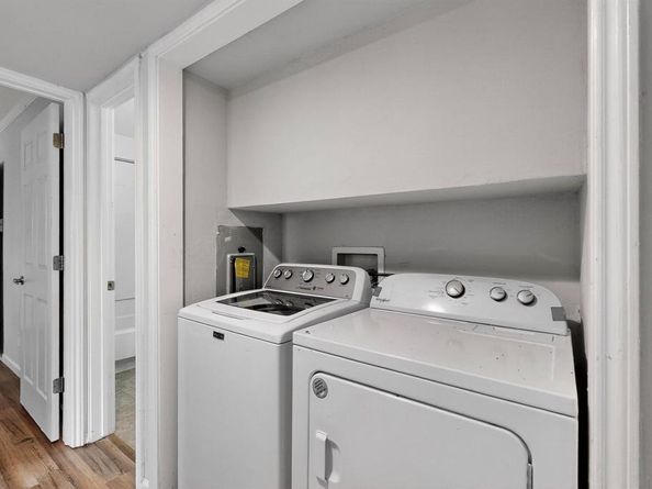 5718  Marvin Loving Drive  117, Garland Texas 75043