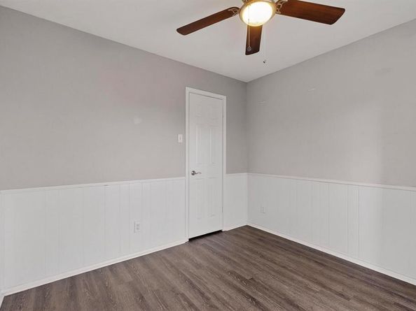 5718  Marvin Loving Drive  117, Garland Texas 75043