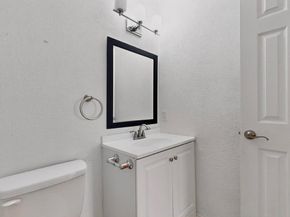5718  Marvin Loving Drive  117, Garland Texas 75043