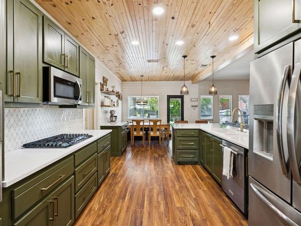 833  Oak Hollow Lane , Rockwall Texas 75087