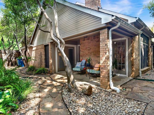 2510  Lake Bend Terrace , Carrollton Texas 75006