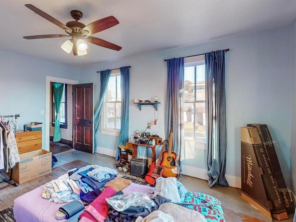 225 N 9th Street , Garland Texas 75040