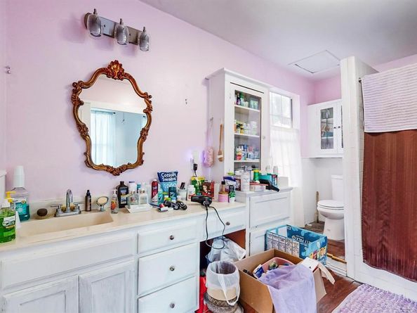 225 N 9th Street , Garland Texas 75040