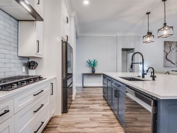 15  Richmond Court , Mansfield Texas 76063