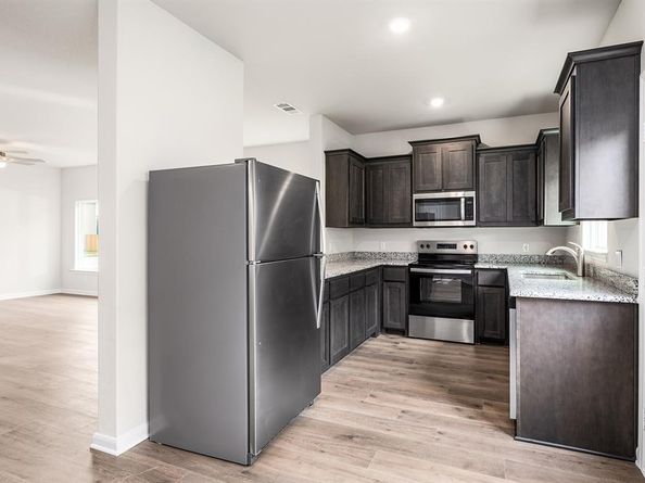 6344  Emerald Tree Lane , Dallas Texas 75241