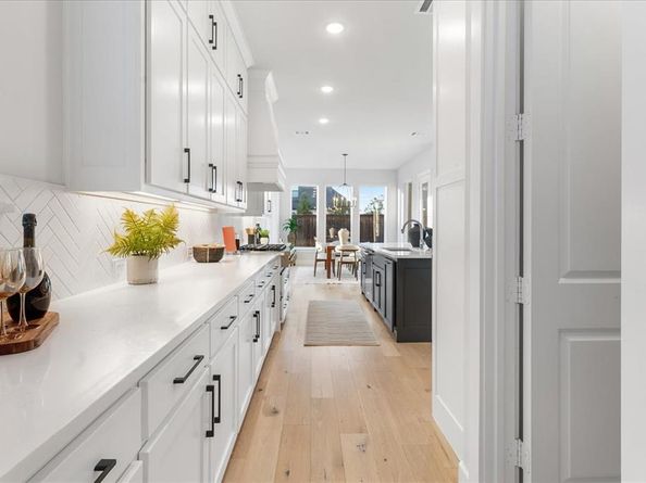 4043  Heatherton Drive , Celina Texas 75009