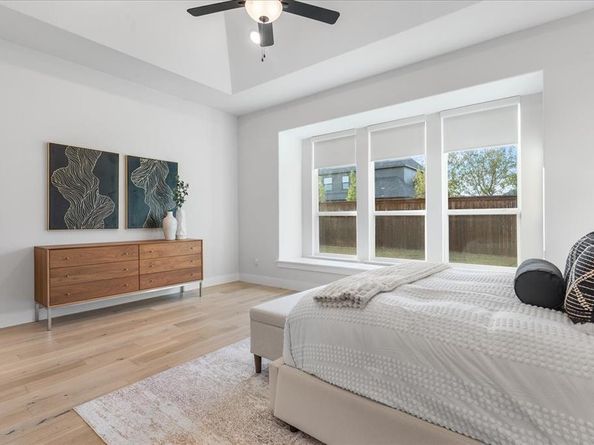 4043  Heatherton Drive , Celina Texas 75009