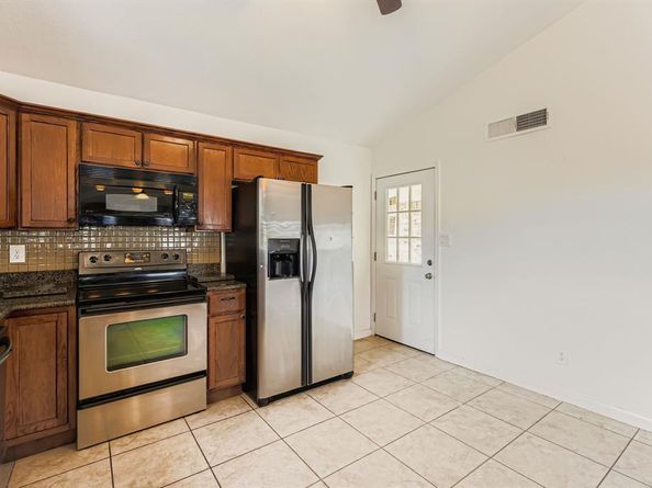 5721  Trego Street , The Colony Texas 75056