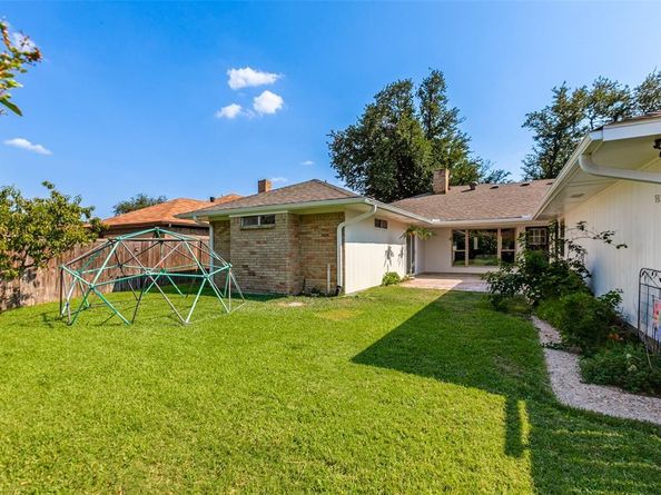 607  Tiffany Trail , Richardson Texas 75081