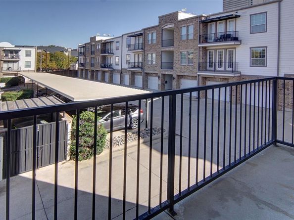 1020  Texas Street  3202, Fort Worth Texas 76102