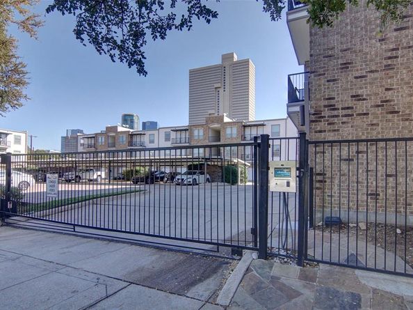 1020  Texas Street  3202, Fort Worth Texas 76102