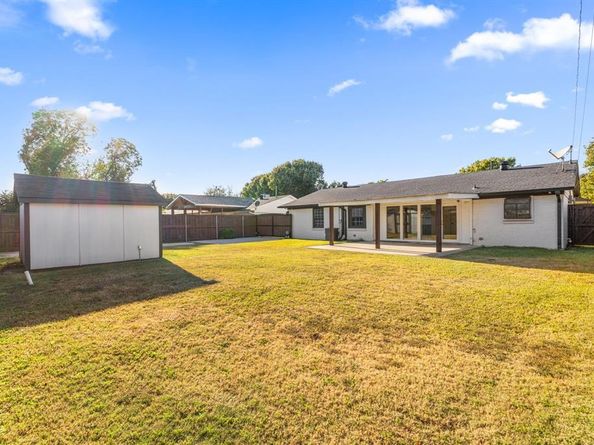 13766  Heartside Place , Farmers Branch Texas 75234