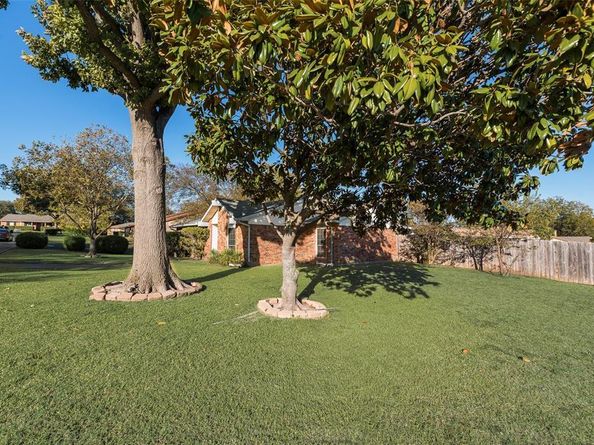 523  Faye Street , DeSoto Texas 75115