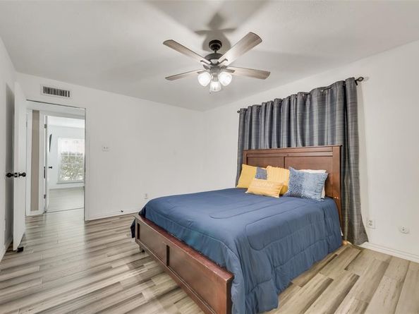 523  Faye Street , DeSoto Texas 75115