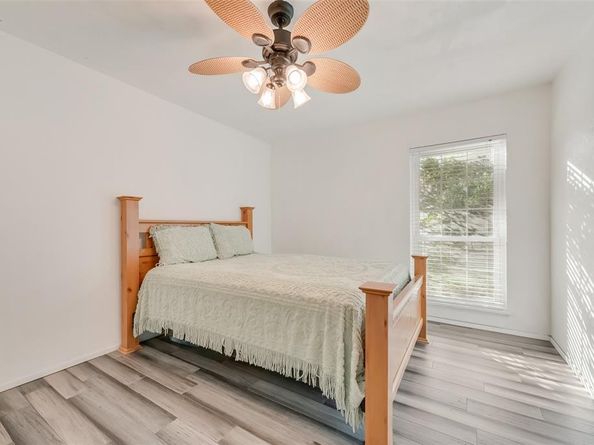 523  Faye Street , DeSoto Texas 75115