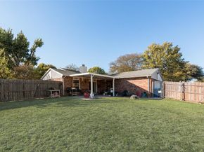 523  Faye Street , DeSoto Texas 75115