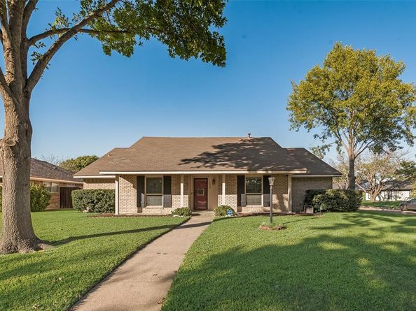 1923  Baylor Drive , Richardson Texas 75081