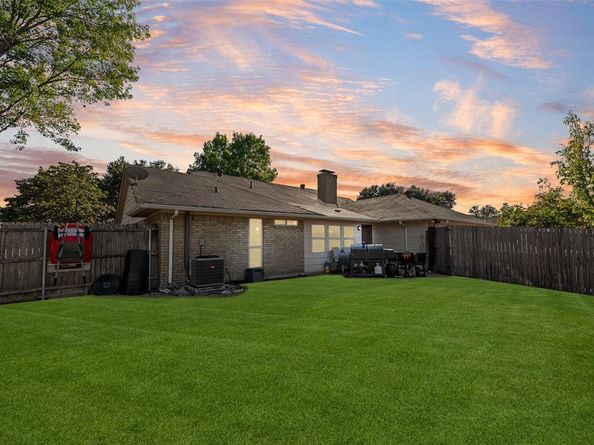 1923  Baylor Drive , Richardson Texas 75081