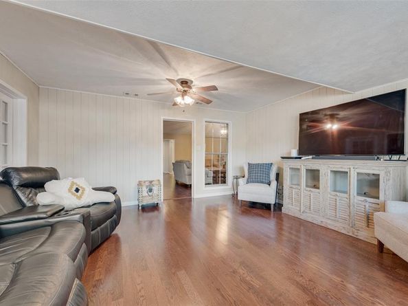 1923  Baylor Drive , Richardson Texas 75081