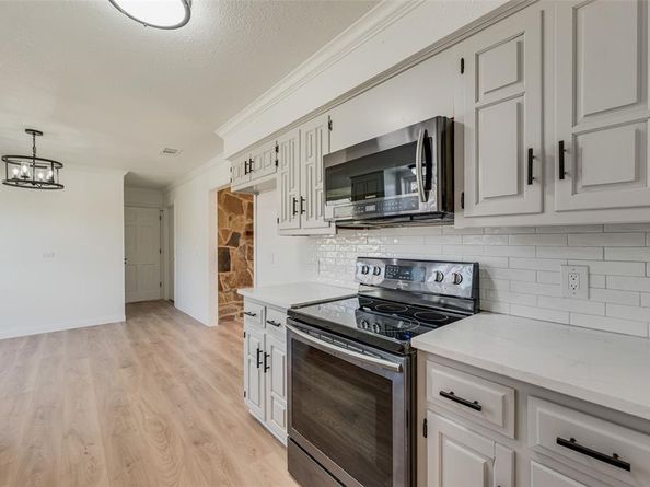 2112  Plymouth Rock Drive , Richardson Texas 75081