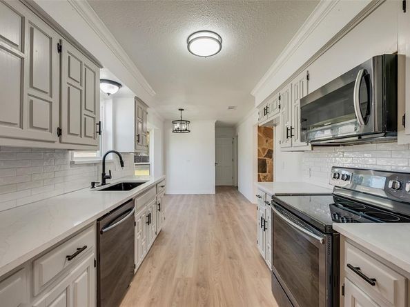 2112  Plymouth Rock Drive , Richardson Texas 75081