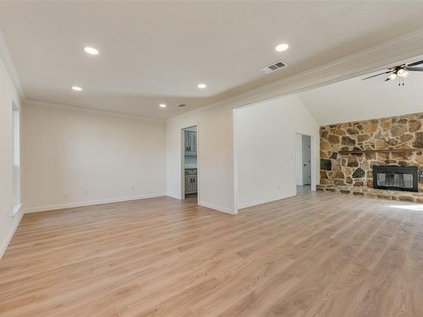 2112  Plymouth Rock Drive , Richardson Texas 75081