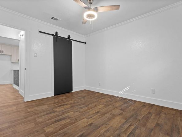 922 S Windomere Avenue , Dallas Texas 75208