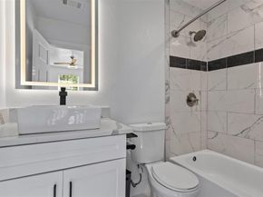 922 S Windomere Avenue , Dallas Texas 75208