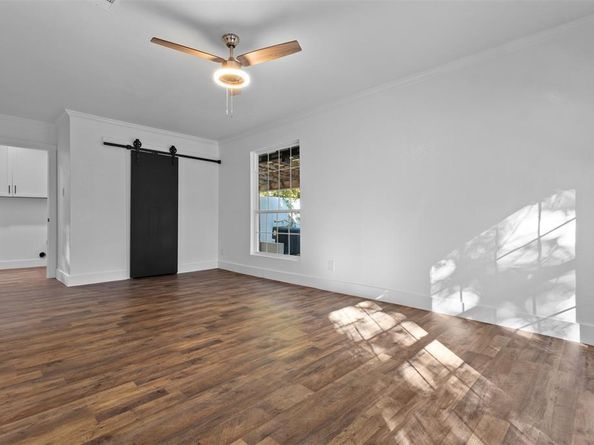 922 S Windomere Avenue , Dallas Texas 75208