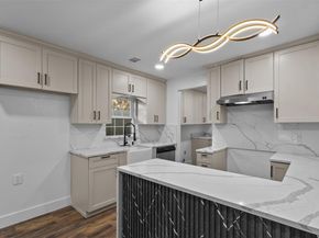 922 S Windomere Avenue , Dallas Texas 75208