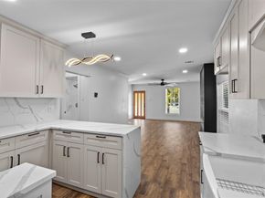 922 S Windomere Avenue , Dallas Texas 75208