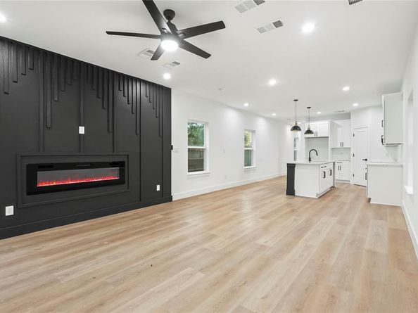 4230  Aztec  , Dallas Texas 75216