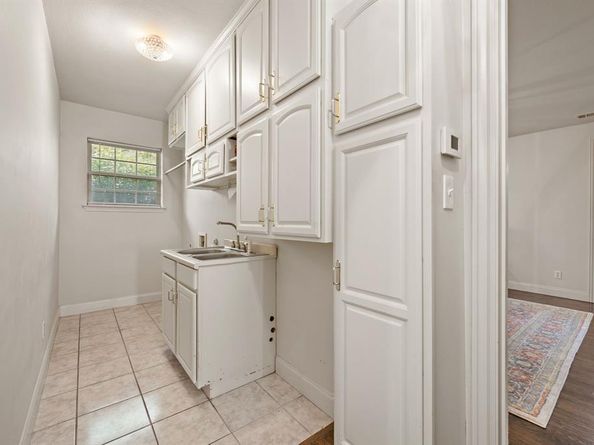 3705  Seguin Drive , Dallas Texas 75220