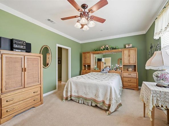 252  Heritage Hill Drive , Lewisville Texas 75067