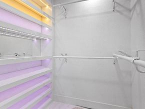 5710  Meadowick Lane , Dallas Texas 75227