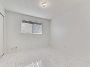 5710  Meadowick Lane , Dallas Texas 75227