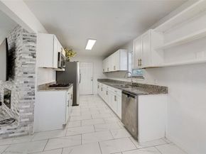 5710  Meadowick Lane , Dallas Texas 75227